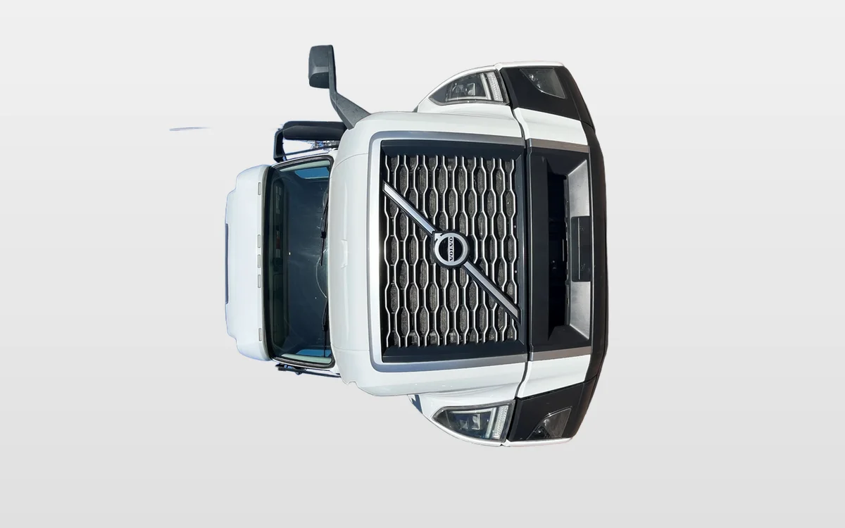 2019 Volvo - image 1