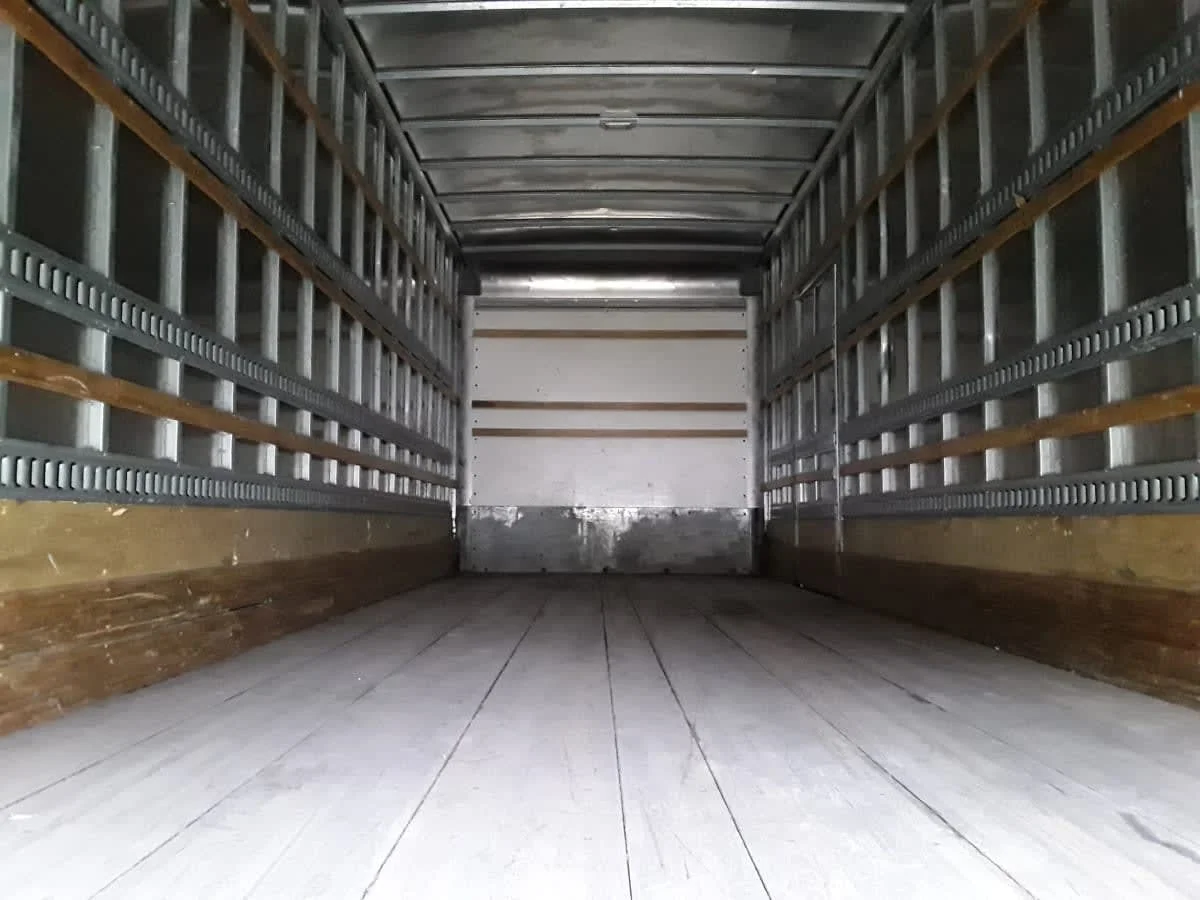 2019 International 4300 - image 8