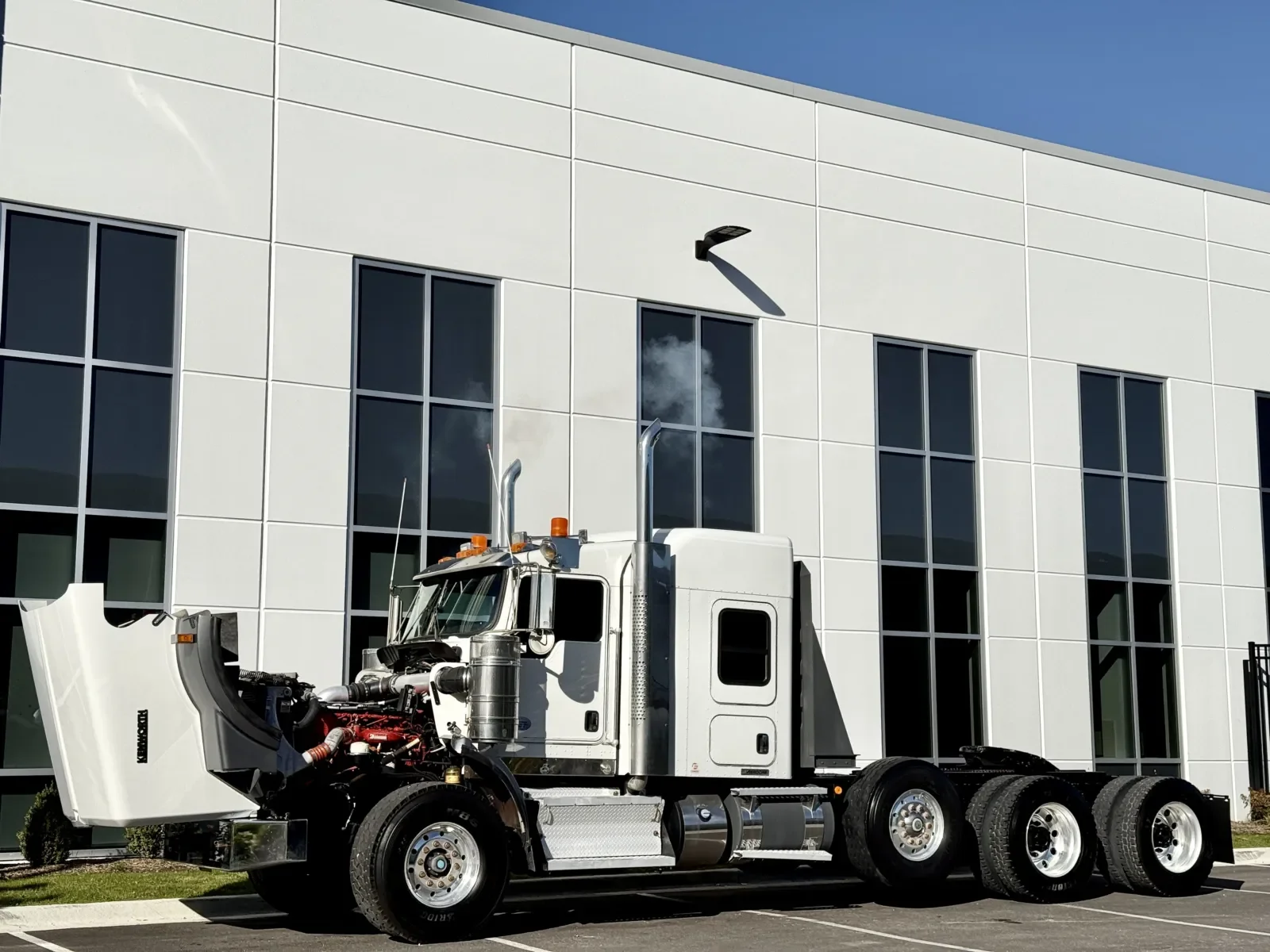 2012 Kenworth T800 - image 10