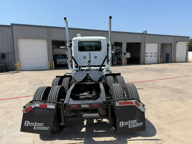 2019 Mack Pinnacle in Amarillo, TX — photo 5