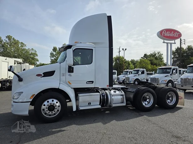 2019 Peterbilt 579 in MS — photo 2