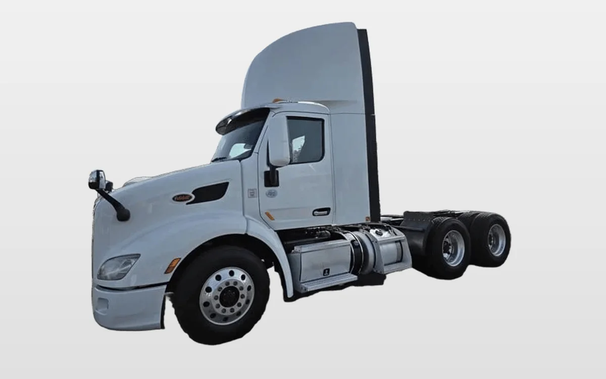 2019 PETERBILT 579 - image 1