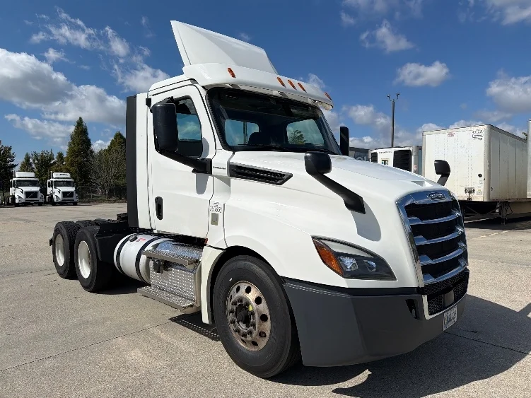 2020 Freightliner Cascadia in Hammond, LA