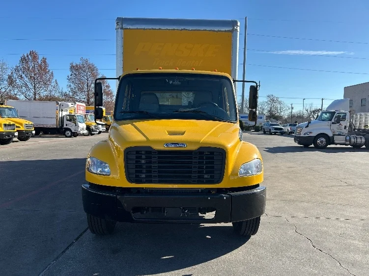 2022 Freightliner M2 106 in Garland, TX — photo 2