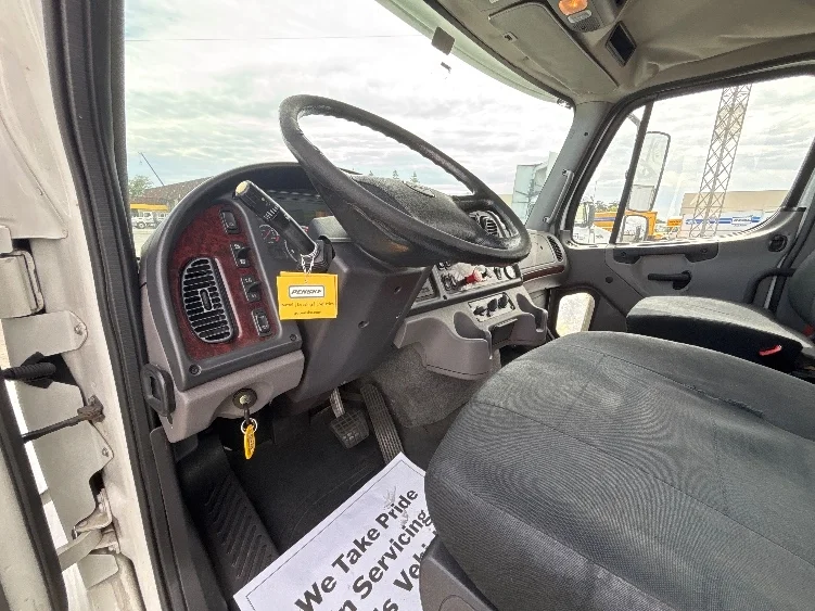 2019 Freightliner eM2 in West Sacramento, CA — photo 10