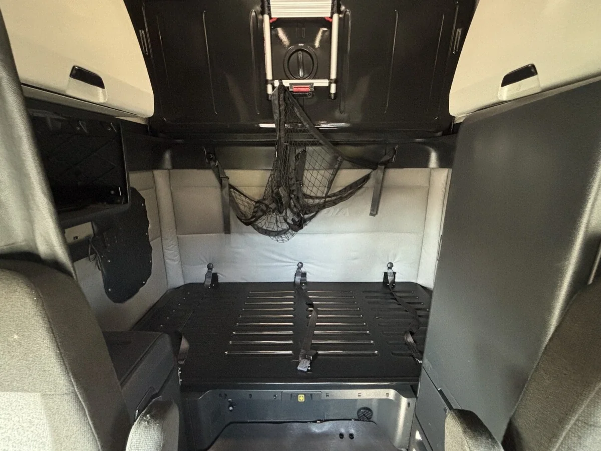 2021 Freightliner Cascadia - image 20