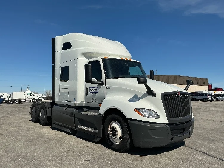 2023 International LT in La Porte, IN