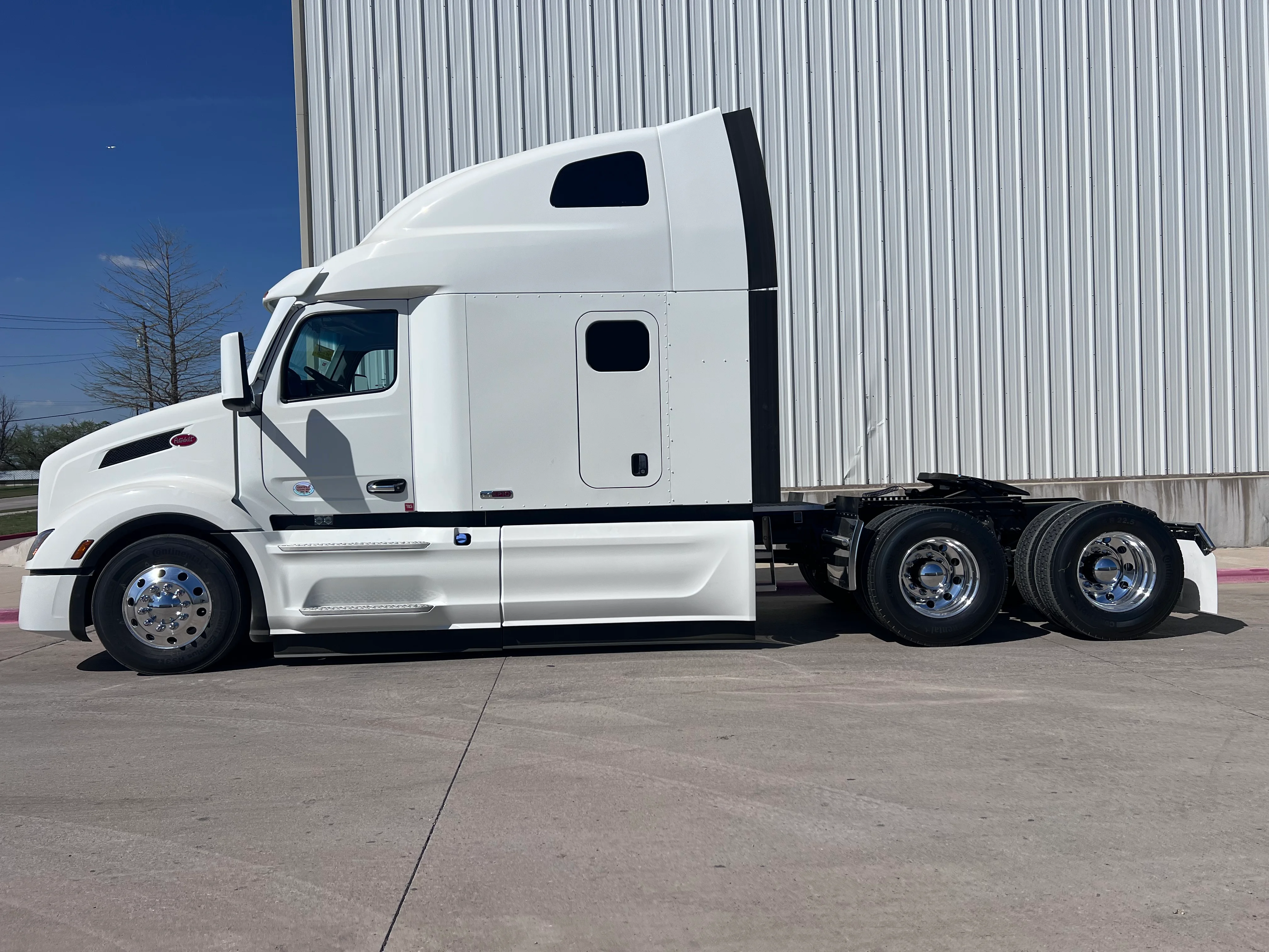 2027 Peterbilt 579 in Tallahassee, FL — photo 2