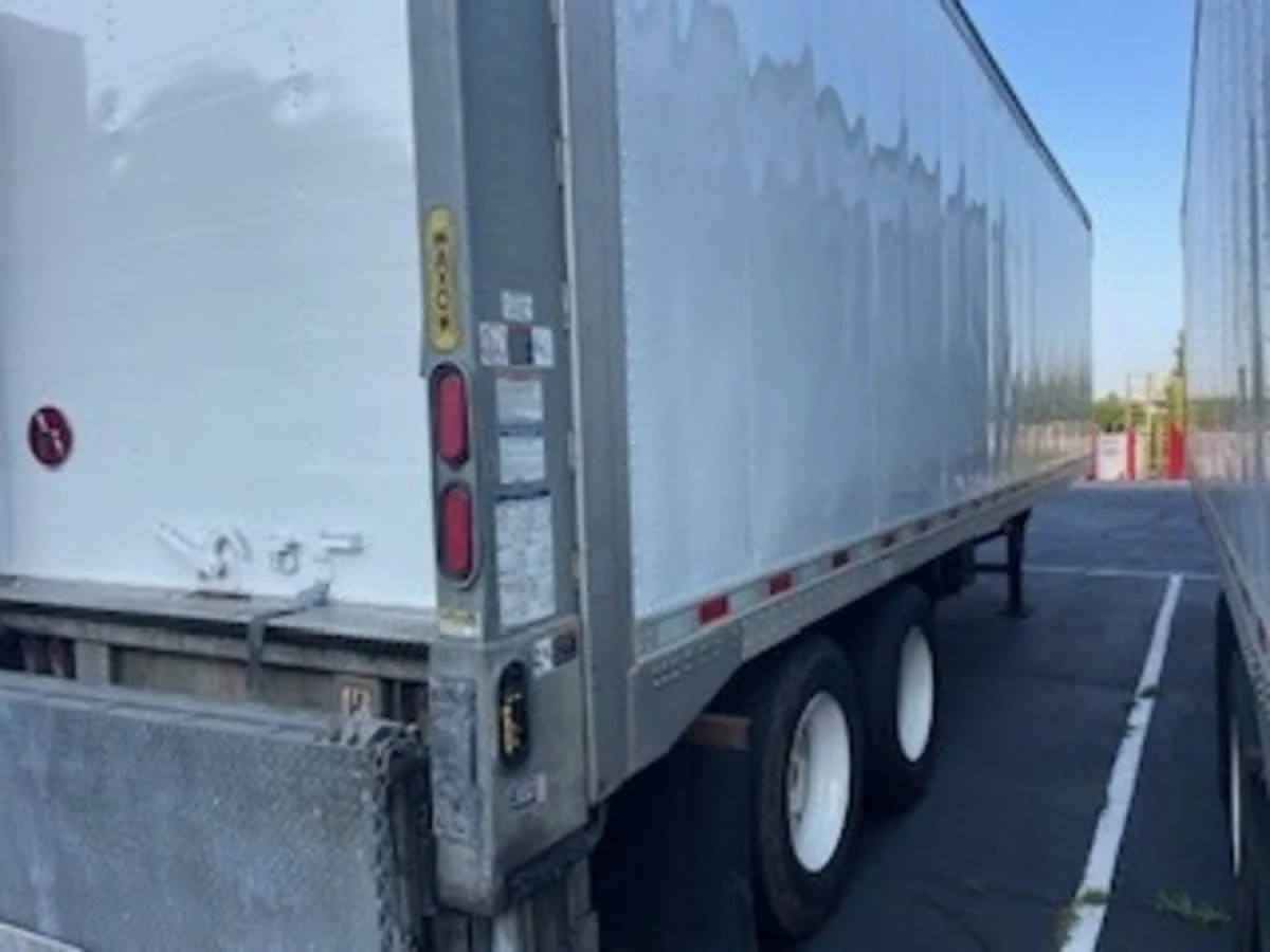 2019 Freightliner M2 106 - image 4