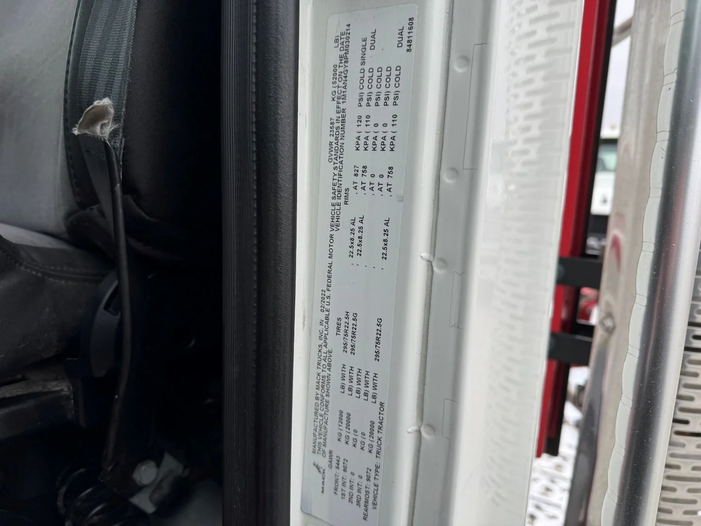 2023 Mack Anthem in Ankeny, IA — photo 19