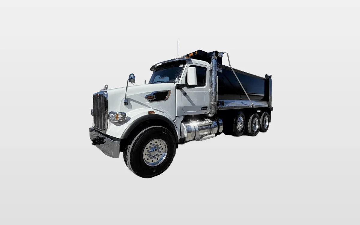 2027 Peterbilt 567 - image 1