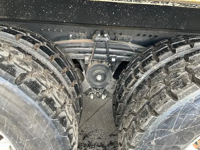 2024 Mack LR — photo 5