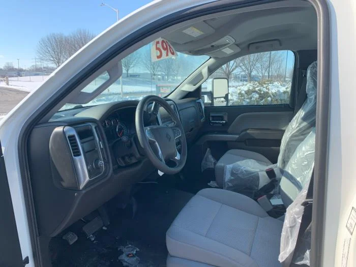 2023 International - image 6