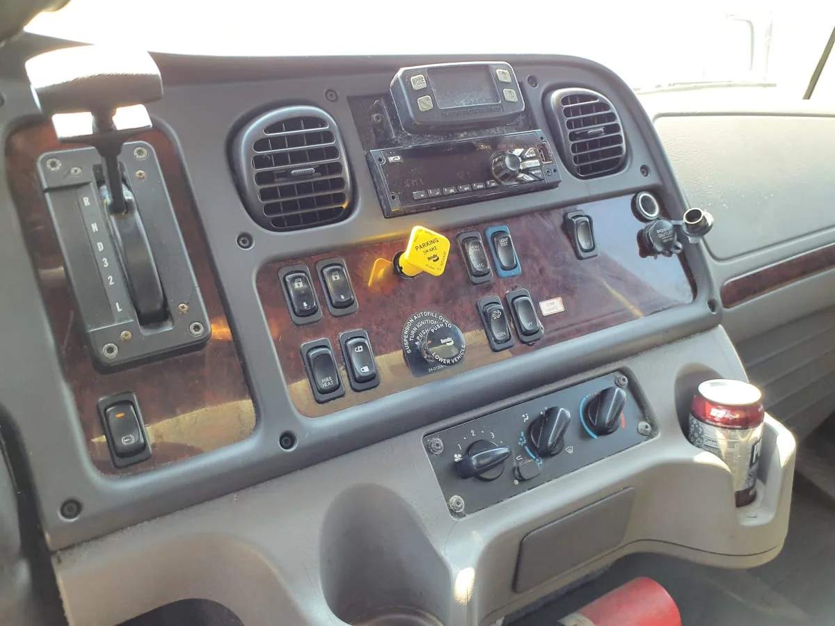 2019 Freightliner M2 106 in Springfield, MA — photo 7