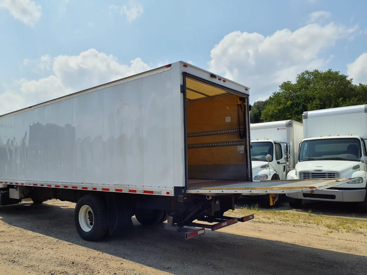 2019 Freightliner M2 106 in Springfield, MA — photo 6