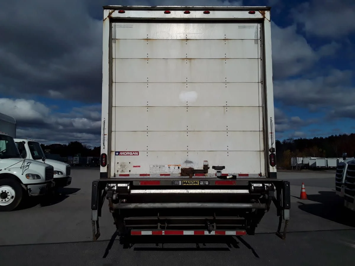 2020 International MV - image 5