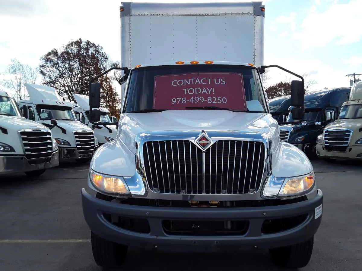 2020 International MV - image 2