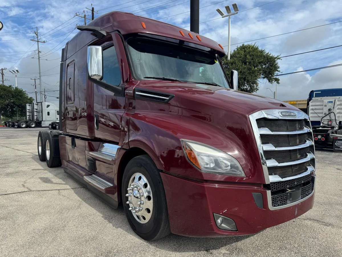 2022 Freightliner Cascadia in San Antonio, TX