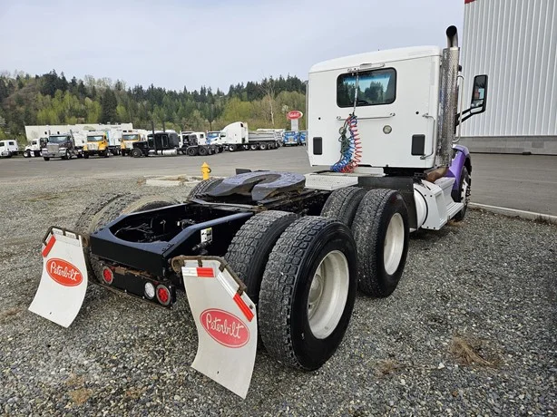 2019 PETERBILT 579 - image 6