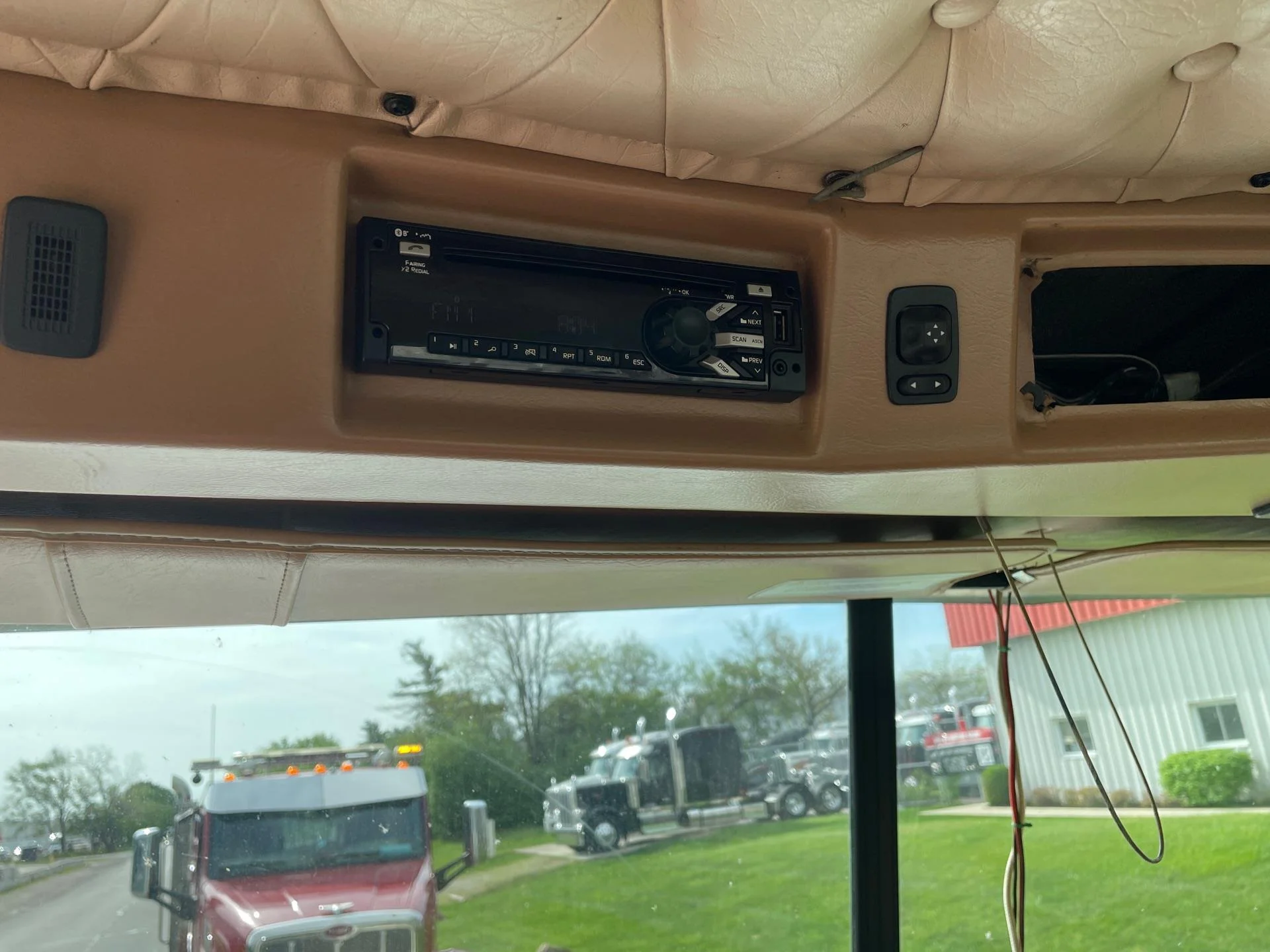 2020 Western Star 4700 in Broadview Hts, OH — photo 17