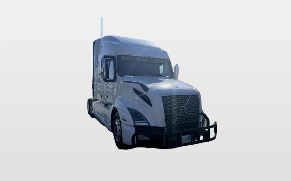 2020 Volvo - image 1