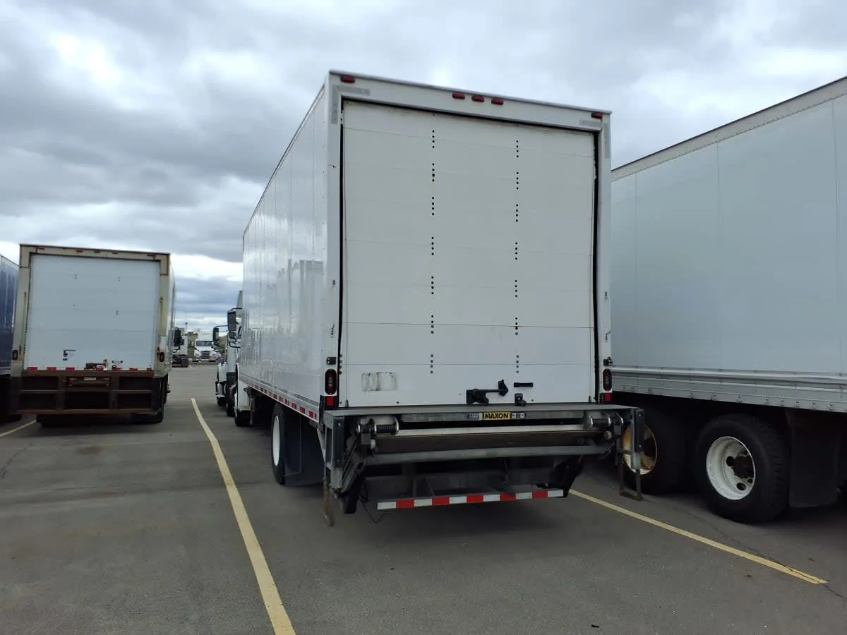 2021 Freightliner M2 106 - image 4