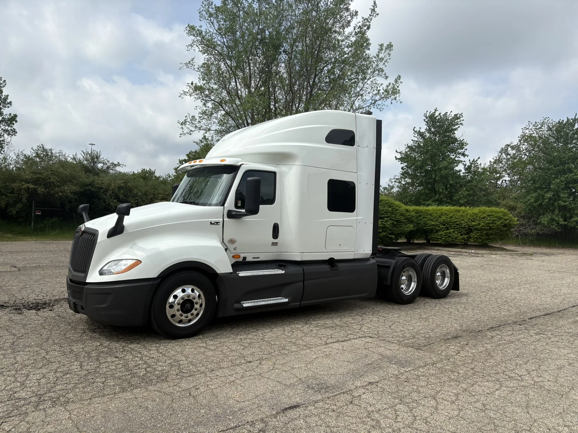 2024 International LT
