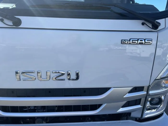 2025 Isuzu NRR - image 10