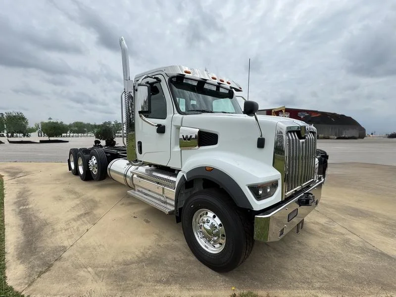 2025 Western Star — photo 3
