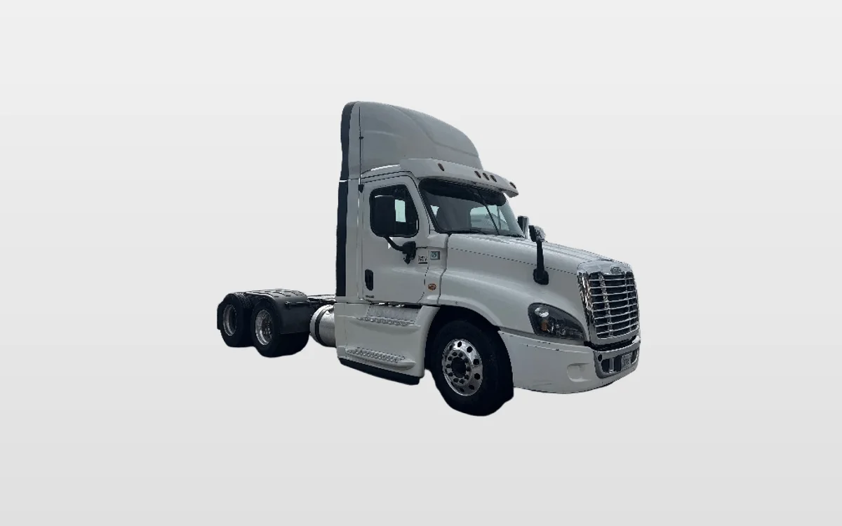 2019 Freightliner - image 1