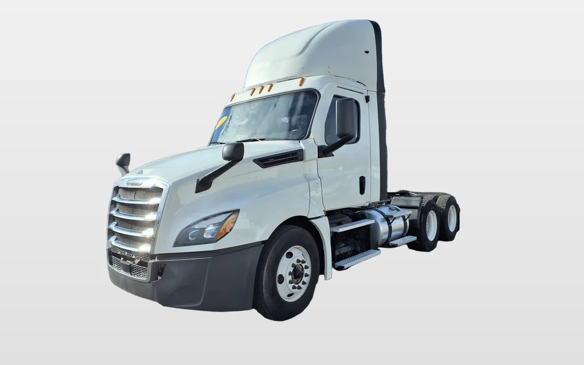 2019 Freightliner - image 1
