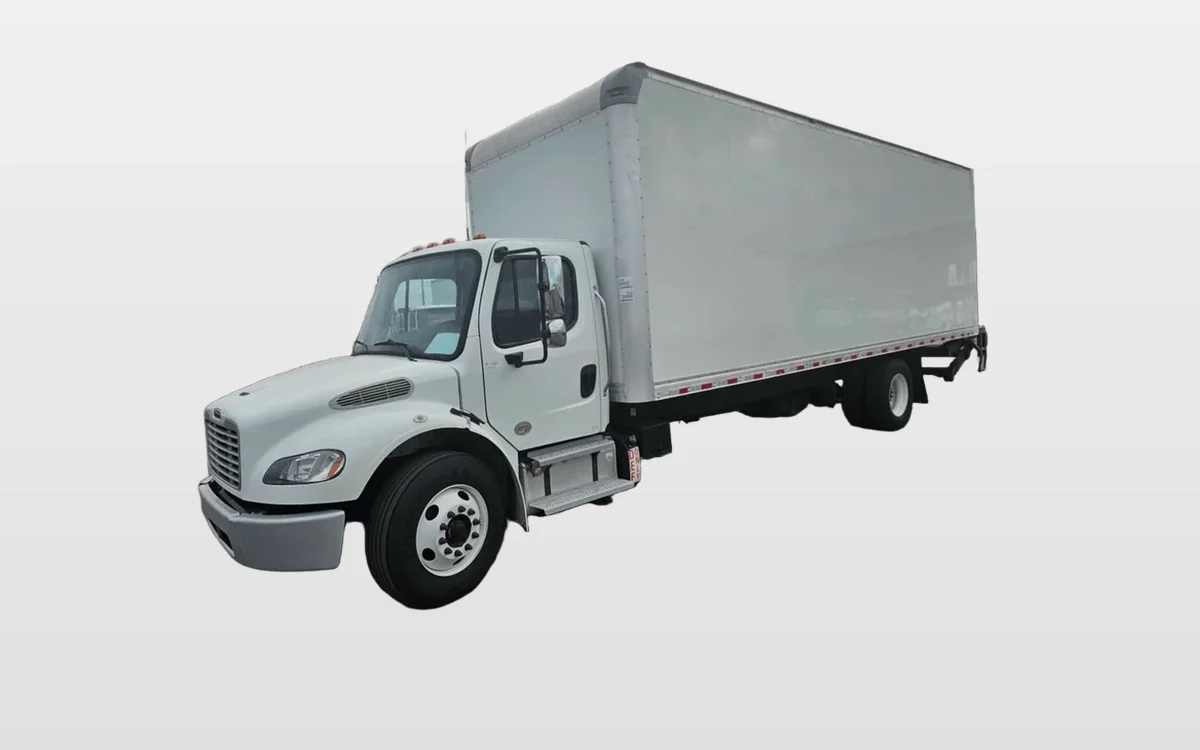 2018 Freightliner M2 106 - image 1