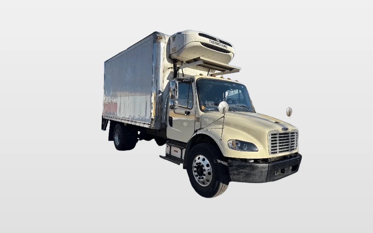 2020 Freightliner M2 106 - image 1