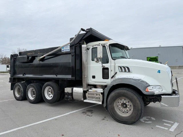 2016 Mack in Indianapolis, IN — photo 2