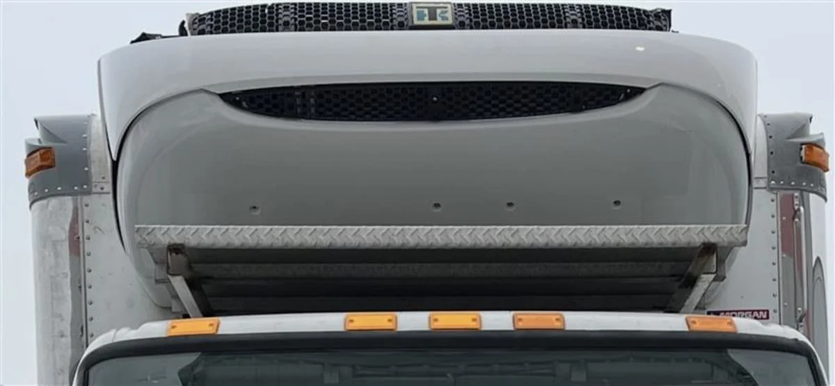 2020 Hino 268 - image 7