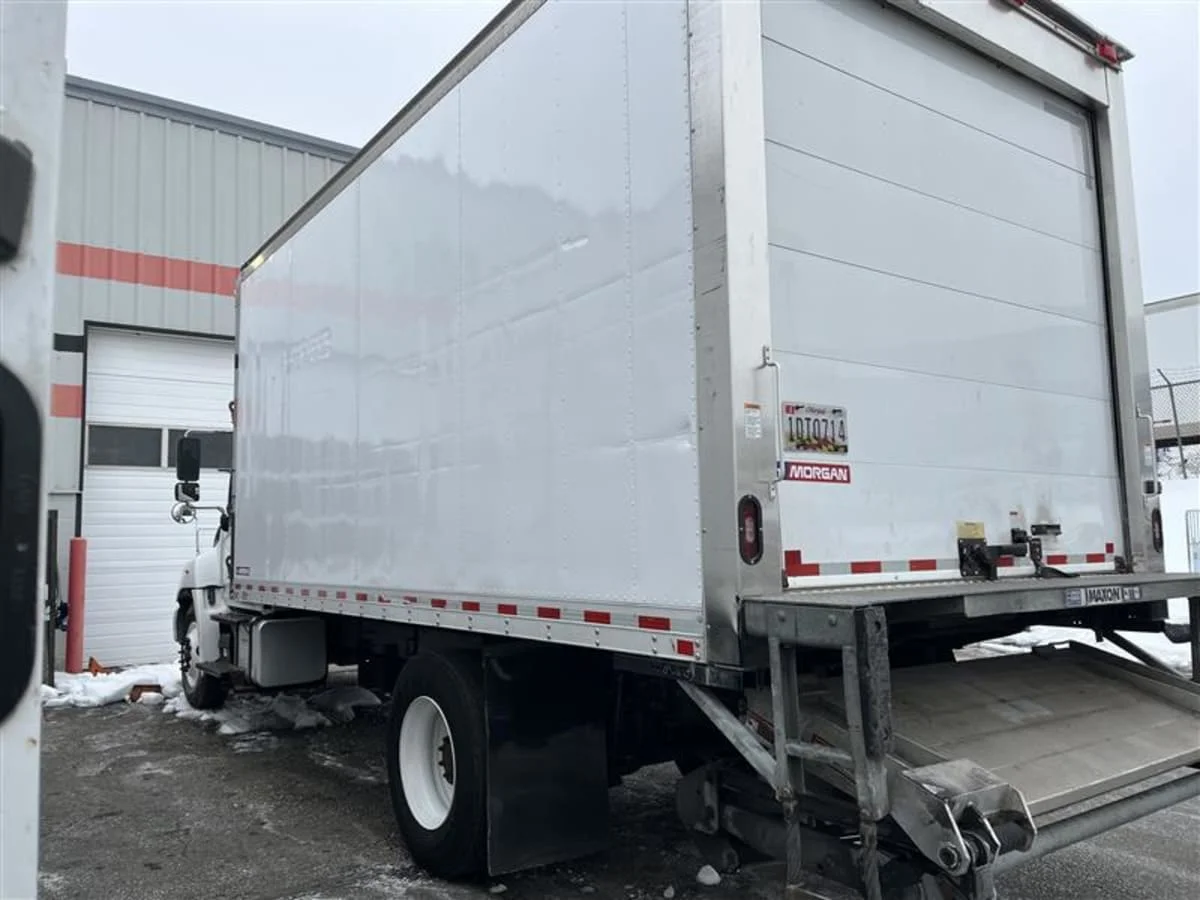 2020 Hino 268 in Beltsville, MD — photo 6