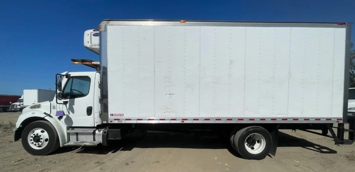 2016 Freightliner M2 106 - image 12