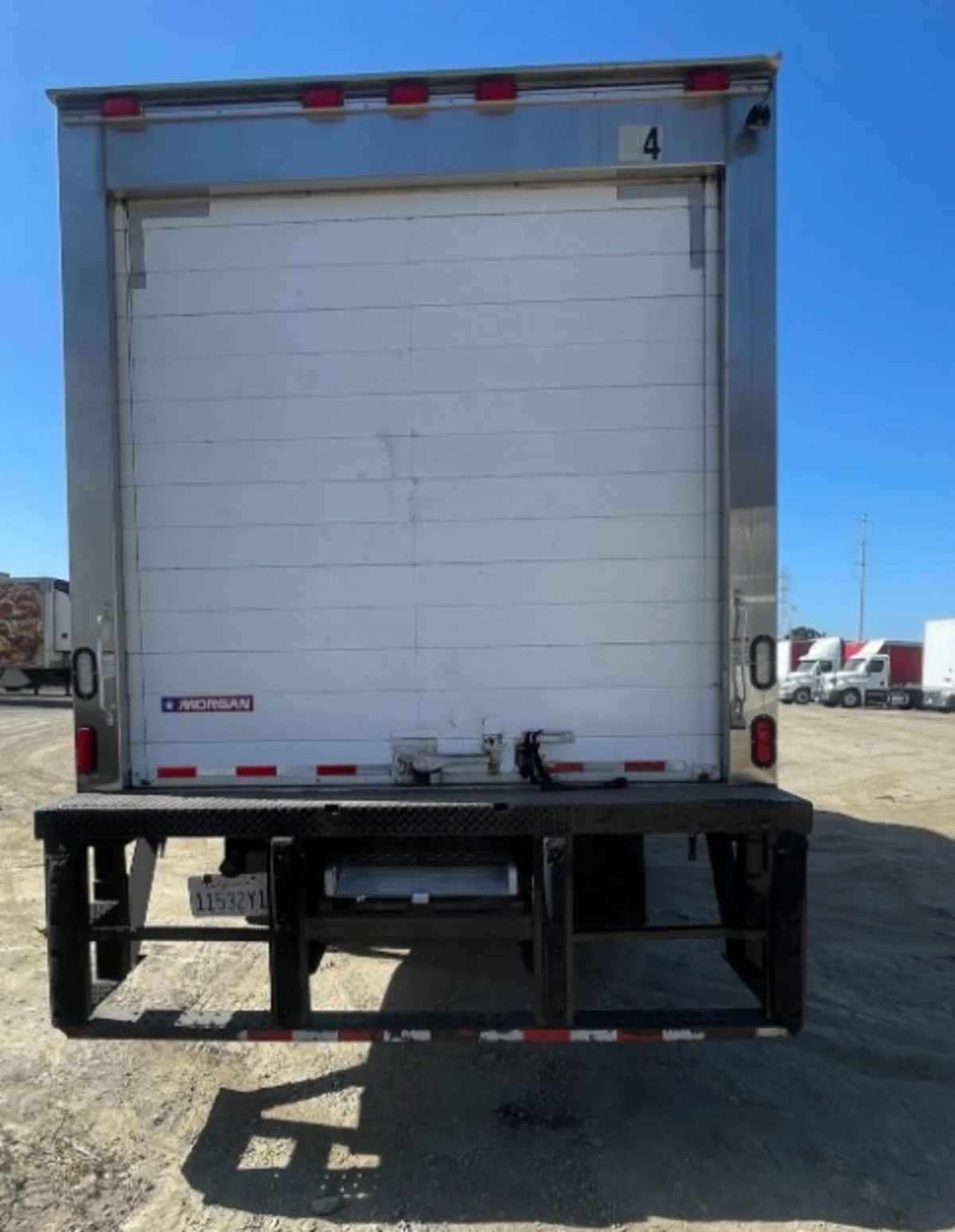 2016 Freightliner M2 106 in Hayward, CA — photo 5