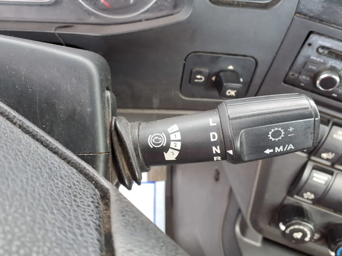 2019 International LT in Greenville, SC — photo 12