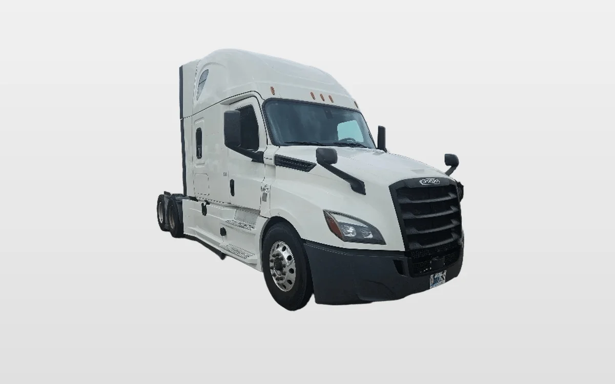 2020 Freightliner Cascadia - image 1