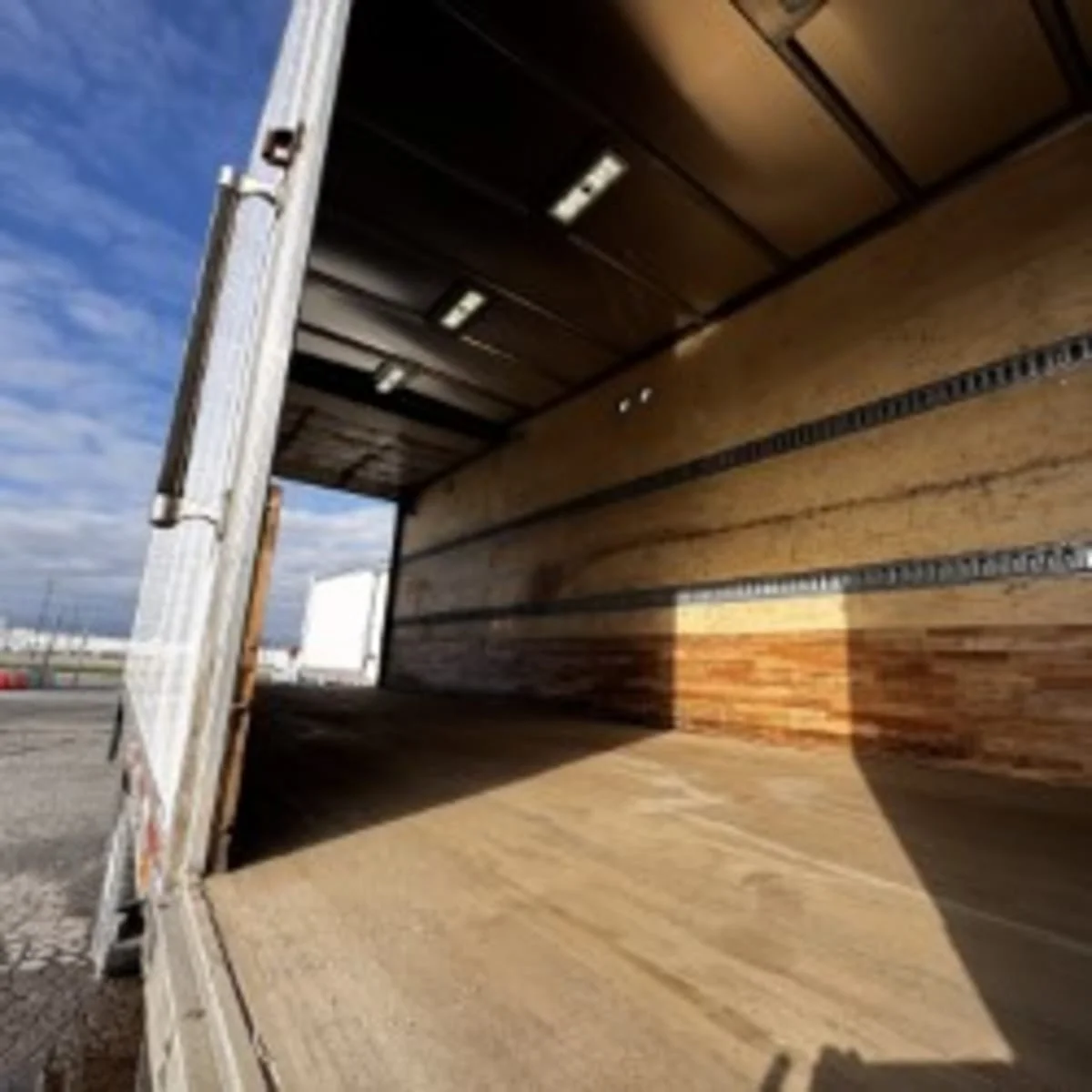 2022 Freightliner M2 106 - image 13