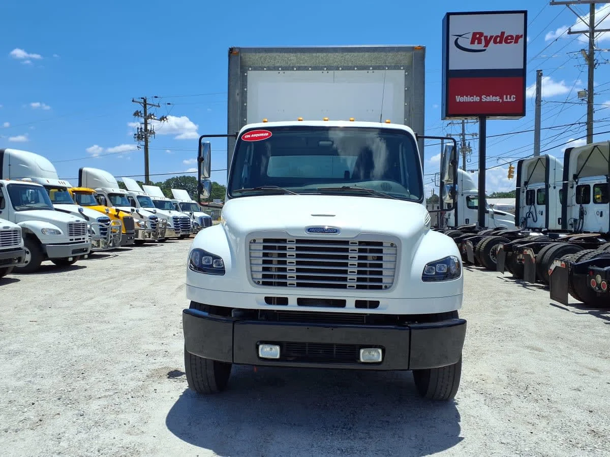 2020 Freightliner M2 106 in Greenville, SC — photo 2