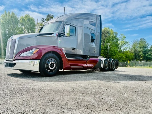 2025 Kenworth T680 in Greensboro, NC — photo 8