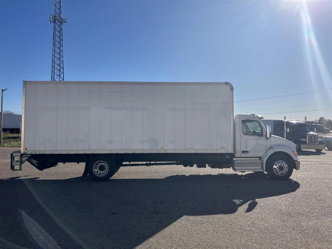 2024 Peterbilt 536 - image 3