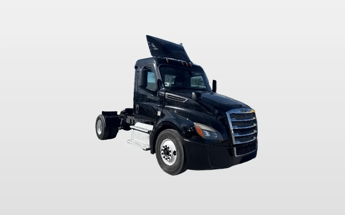 2019 Freightliner - image 1