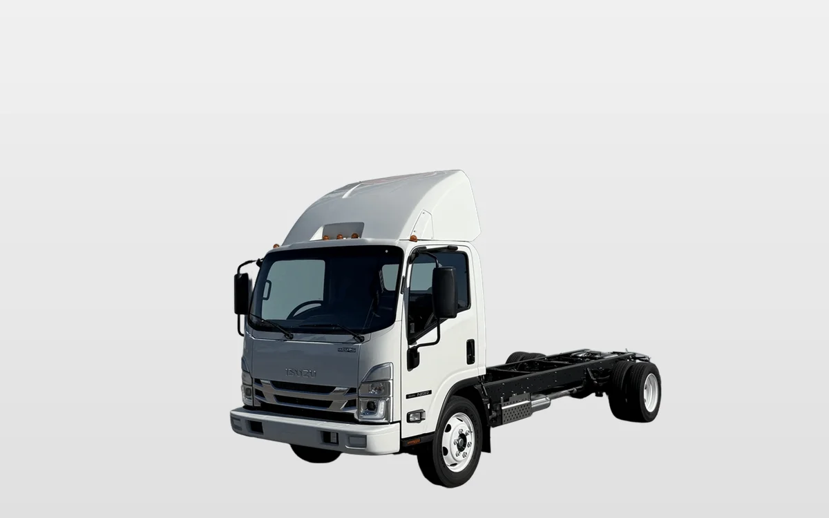 2025 Isuzu NRR - image 1