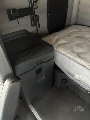 2019 Freightliner Cascadia in Jerome, ID — photo 41