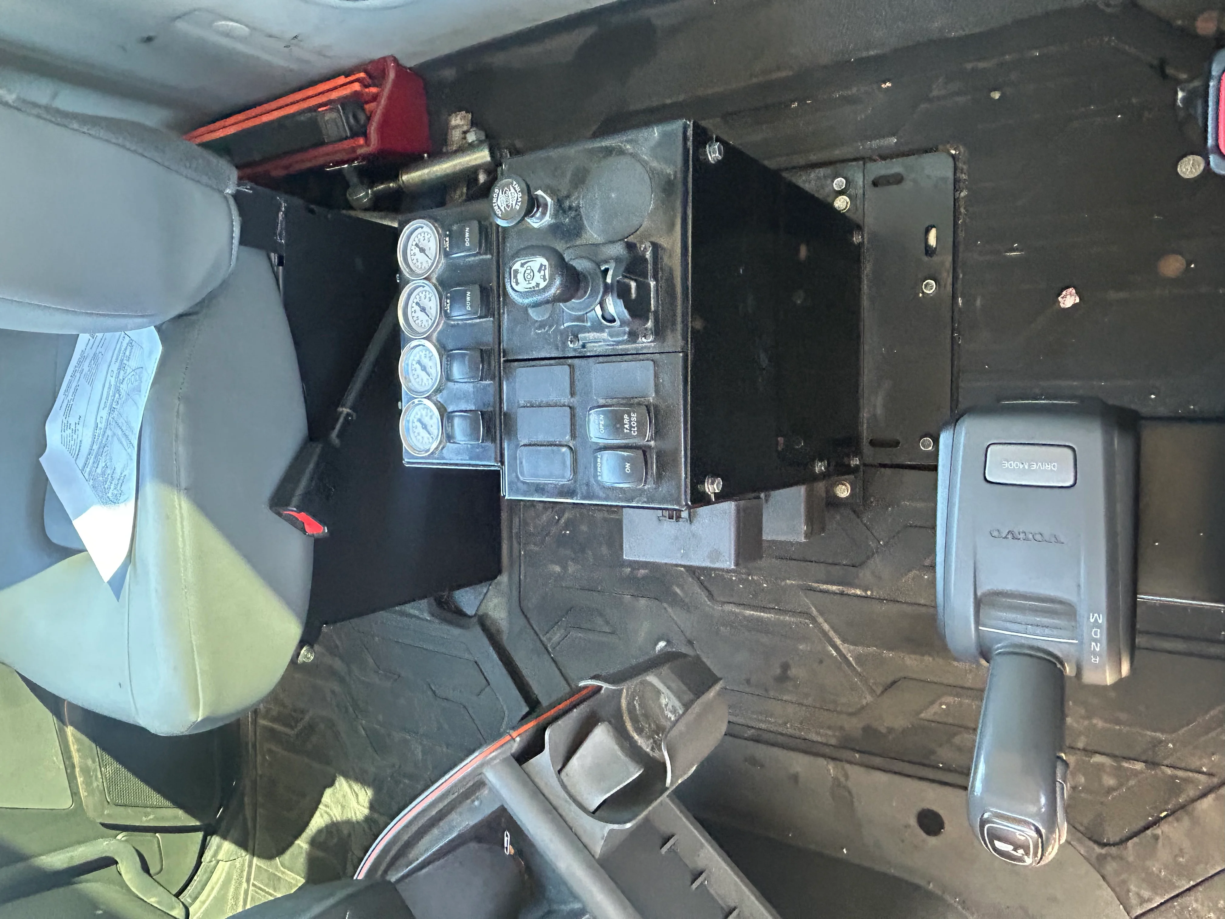 2024 Volvo VHD 300 in ROANOKE, VA — photo 6