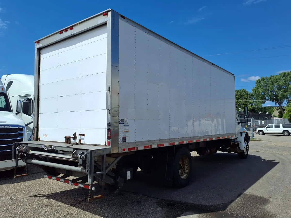 2019 International 4300 in Minneapolis, MN — photo 4