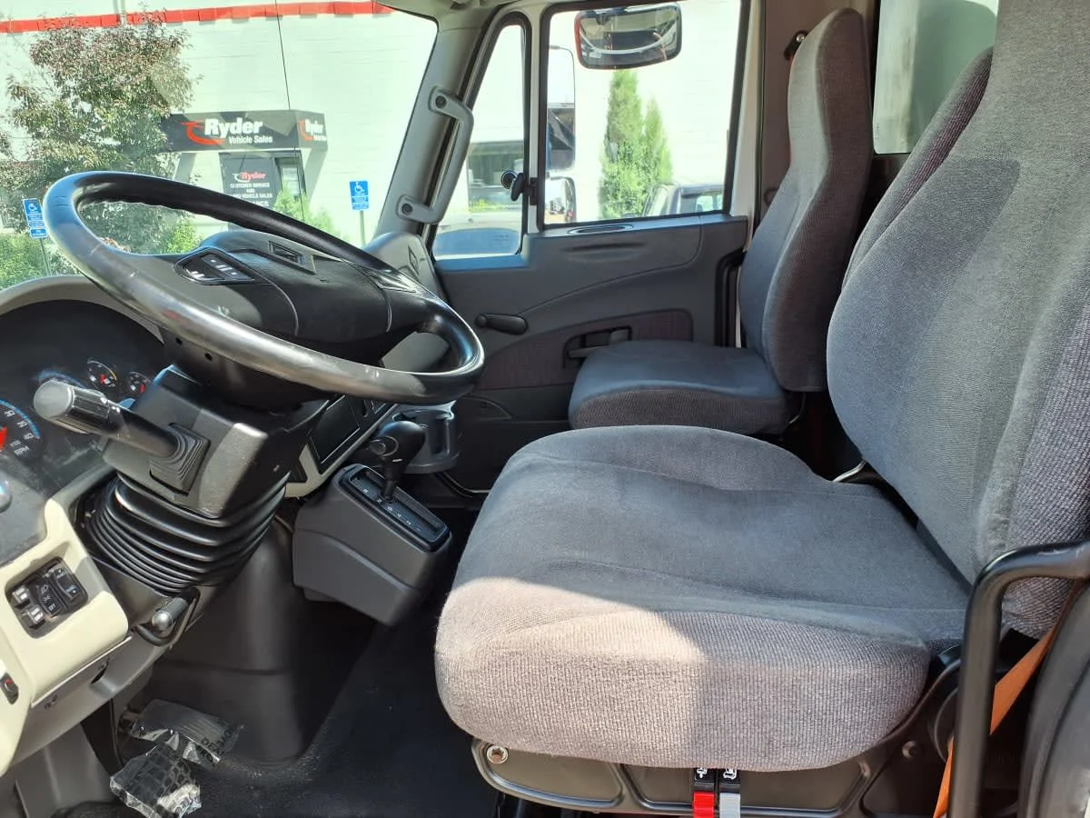 2019 International 4300 in Minneapolis, MN — photo 7
